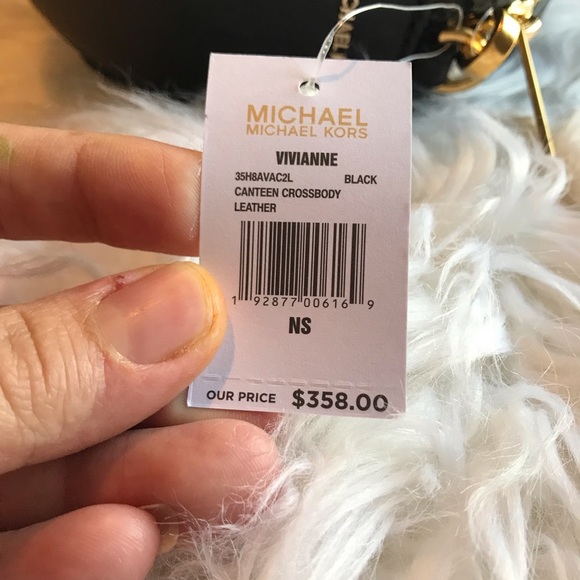 Sale ❗️Michael Kors vivianne flower Crossbody Bag - Picture 6 of 8